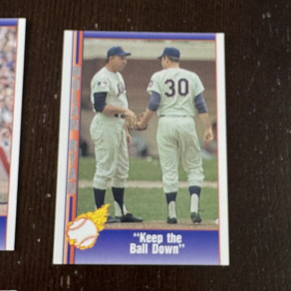Nolan Ryan 12 Card Lot NM With Pacific Bloody Lip Real Gamer #92 & 1984 Topps - Picture 10 of 13